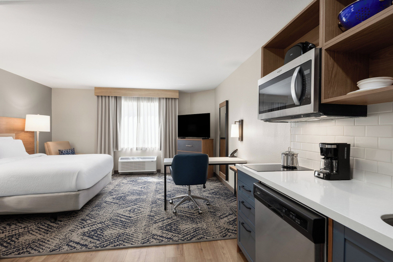 Bedroom 3, Candlewood Suites MOBILE-DOWNTOWN, Mobile