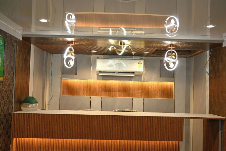 Lobby 4, Suchieta Inn, Mumbai City