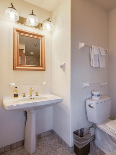 Bathroom 3, Pacific Grove Inn, Monterey