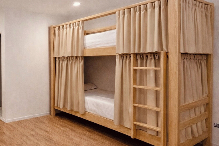 Room 5, Hostel 159, Phaya Thai