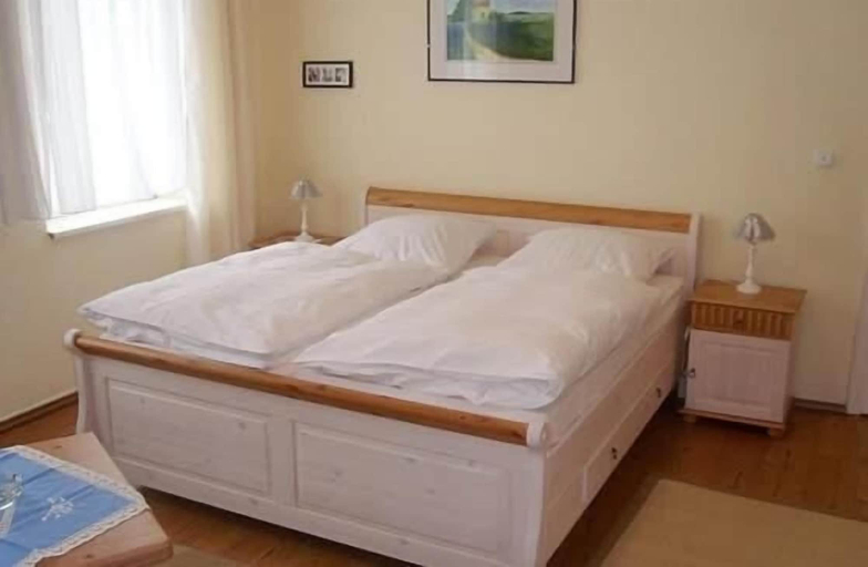 Bedroom 3, Dreischläger Hof, Neuwied