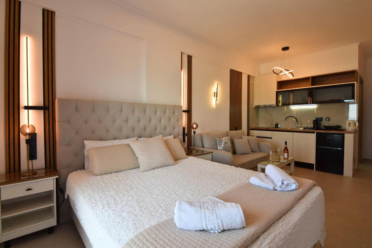 Others 5, Ocean View Rooms, Epirus