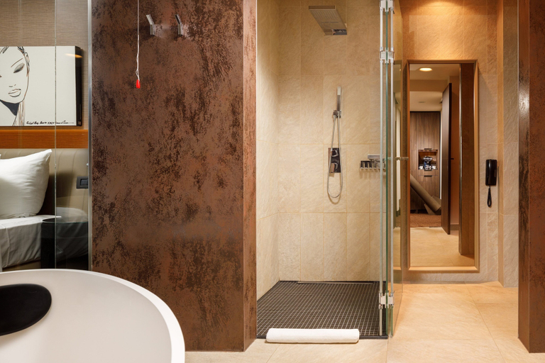 Bathroom 5, Kronwell Brasov Hotel, Brasov