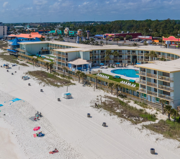 Exterior & Views 2, Chateau Beachfront Hotel, A By The Sea Resort, Bay