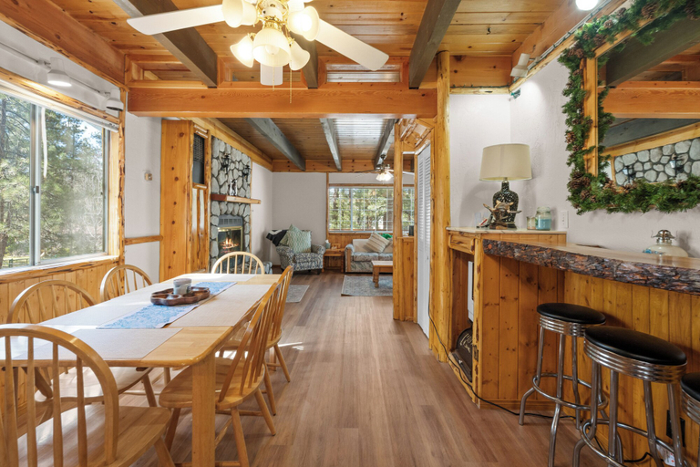 Dining 3, Helen's Cabin, San Bernardino