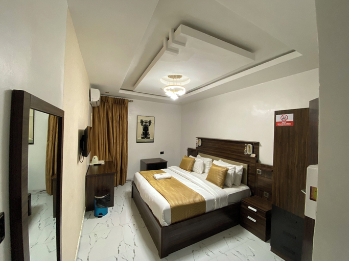 Room 4, Julicis Hotels and Suites, Amuwo Odofin