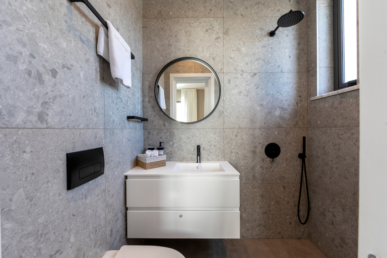 Bathroom 4, Louis Chris Le Mare Gold