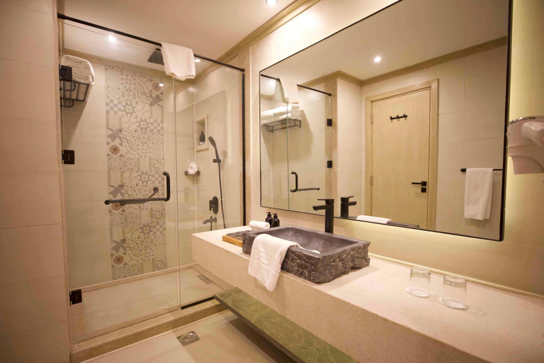 Bathroom 5, SUNRISE Tucana Resort - Posh Club, Safaja