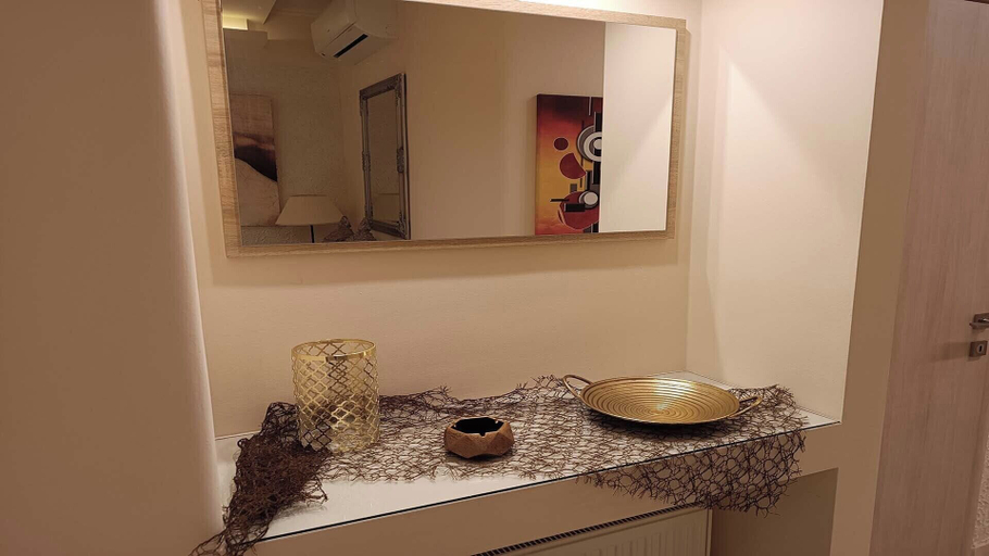 Interior 4, Zeus Luxury Suite in Nea Flogita, Central Macedonia