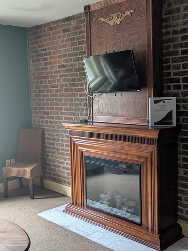 Room 5, Saint George Hotel, Kansas City