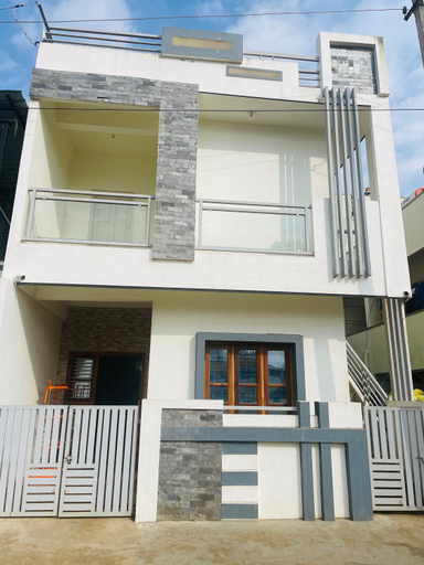 Exterior & Views 5, Royal Guest House, Chikmagalur