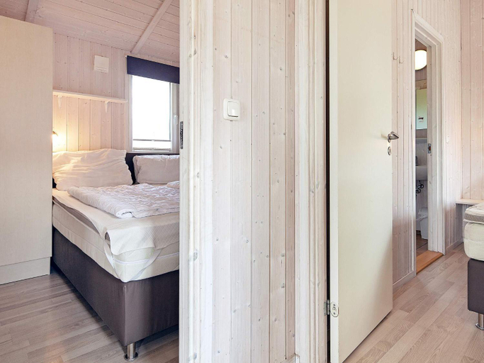 Bedroom 2, 4 star holiday home in Groemitz, Ostholstein