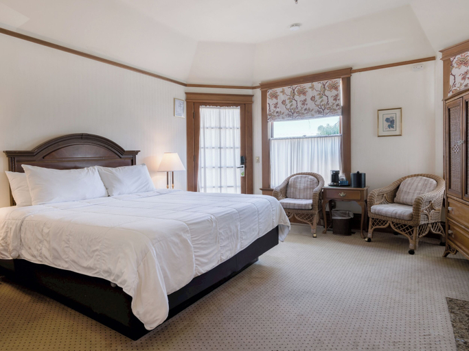 Bedroom 2, Pacific Grove Inn, Monterey