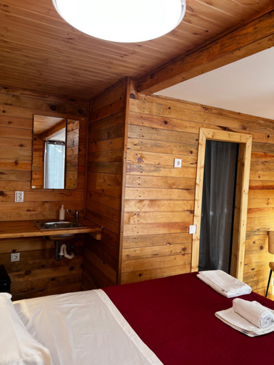 Bedroom 2, Casa Vale Ecotainer, Lisbon