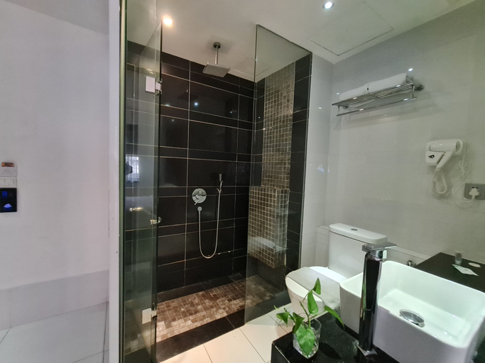 Bathroom 3, Arenaa Star Hotel, Kuala Lumpur