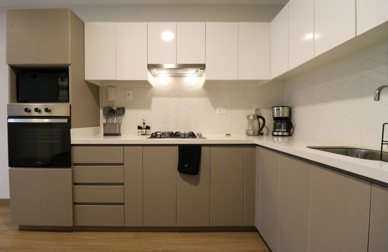 Room 2, w Trendy Cozy 2BR w Balcony in Miraflores, Lima