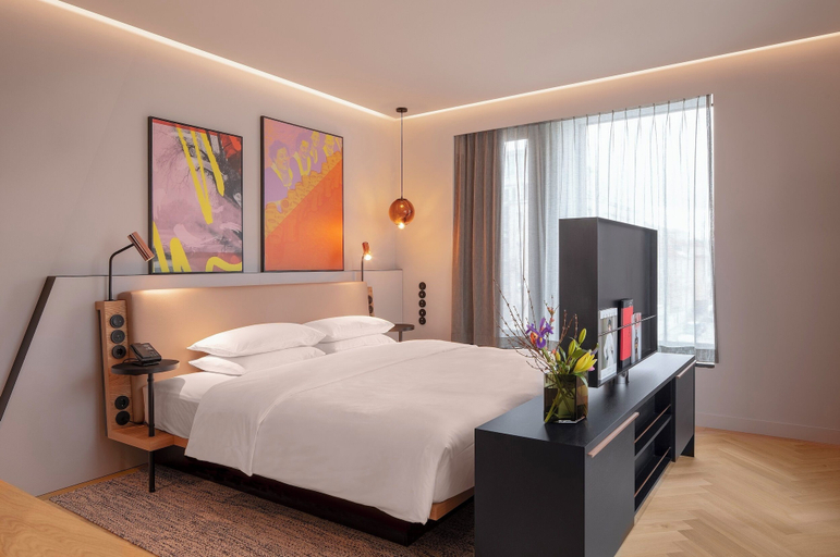 Bedroom 3, ANDAZ MUNICH SCHWABINGER TOR, BY HYATT, München