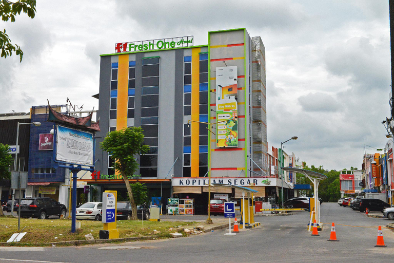 Exterior & Views 4, Hotel Fresh One, Batam