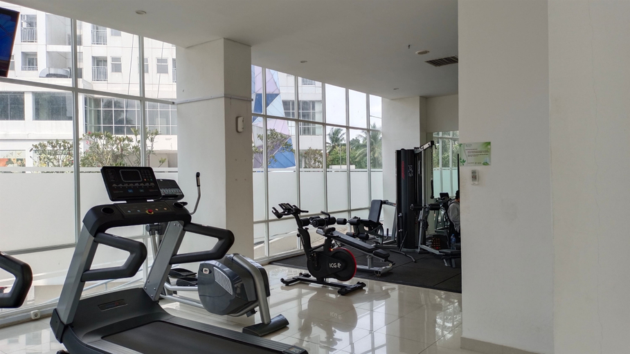 Exterior 2, Chic Modern Style Studio Apartment at Serpong Garden By Travelio, Tangerang