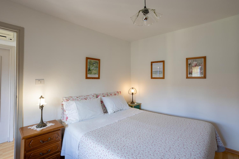 Bedroom, Il Cortile di Mamma Mia, Novara
