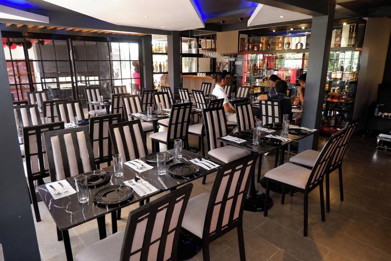 Bar (on property) 2, Apihap Hotel, Daraga
