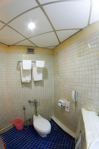Bathroom 4, Mgrandhotel, Muang Roi Et