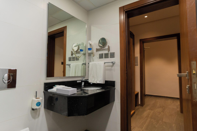 Bathroom 5, RASIA HOTEL, Jeddah
