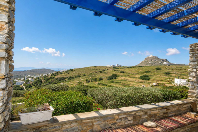 Room 3, Tzados Sunny Villa - Tinos Summer Retreat, South Aegean