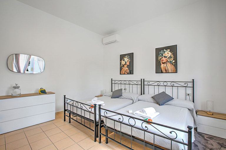 Room 3, La Siesta With Private Garden, Lucca