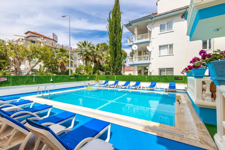 Pool 3, KARATAŞ APART, Marmaris
