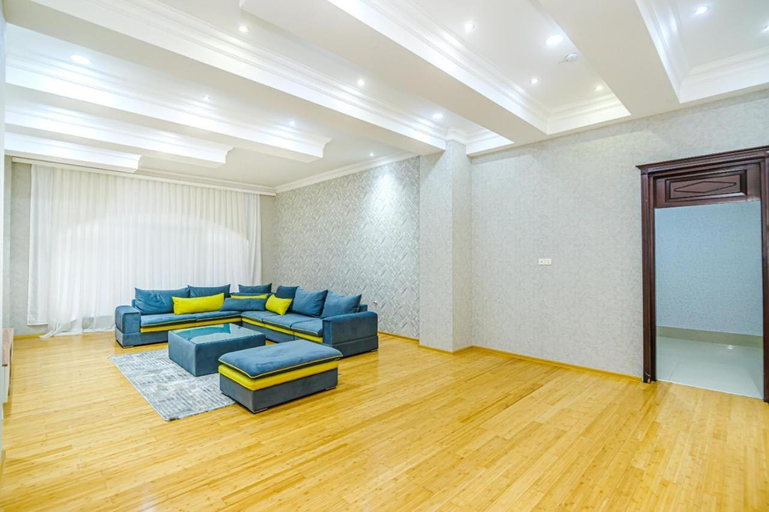 Others 4, 6Big apartment Nizami street, Baku