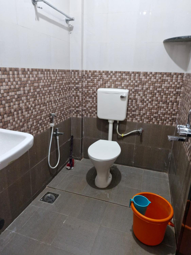 Bathroom 3, Durga Resort, North Goa