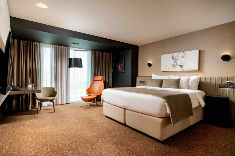 Bedroom 3, Kronwell Brasov Hotel, Brasov