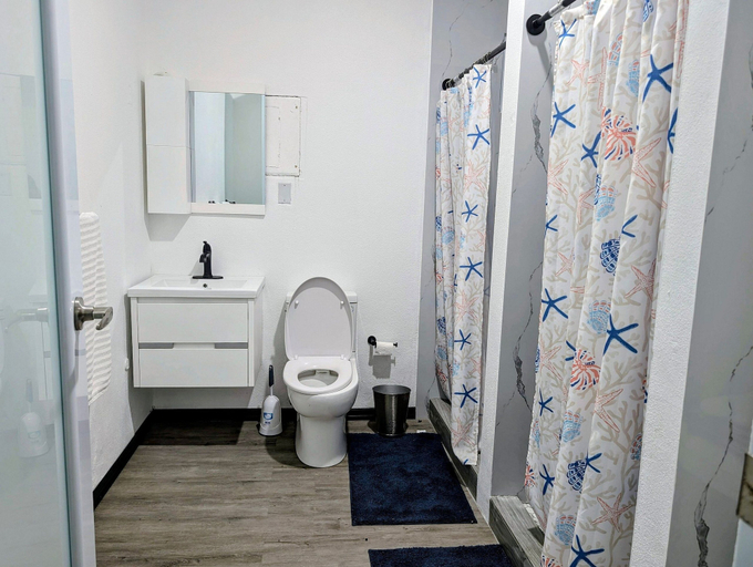 Bathroom 5, Villa Mango
