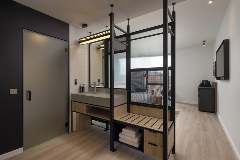 Bathroom 3, Aloft by Marriott Belfast Titanic Quarter, Belfast