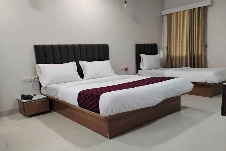 Room 3, Glitz Hotel Beverly- US Consulate Kurla, Mumbai Suburban