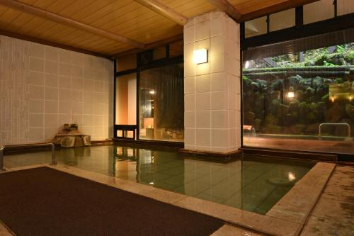 Others 2, Osakaya, Kusatsu