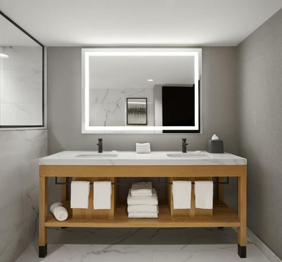 Bathroom 5, Hyatt Place Montreal - Downtown, Montréal
