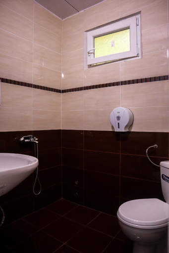 Bathroom 3, Bungalows Kamena, Petrich