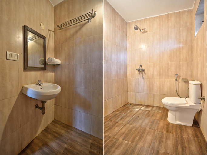 Bathroom 4, Hotel Salty Waves Baga, North Goa