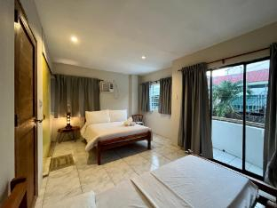 Bed, Hannah Hotel, Malay