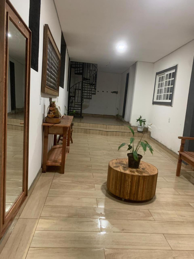 Others 5, Hospedagem vicentina, Tiradentes