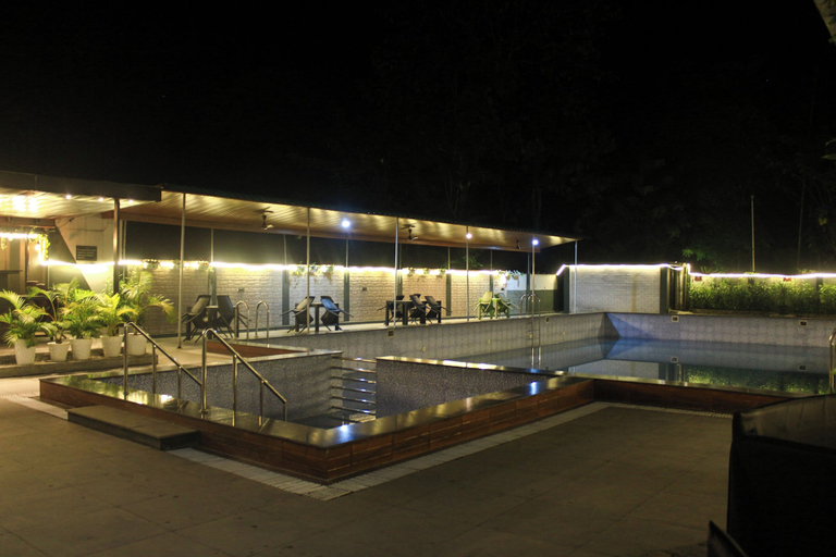 Pool 4, Peridott inn, Alipurduar