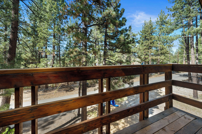 Property grounds 2, Helen's Cabin, San Bernardino