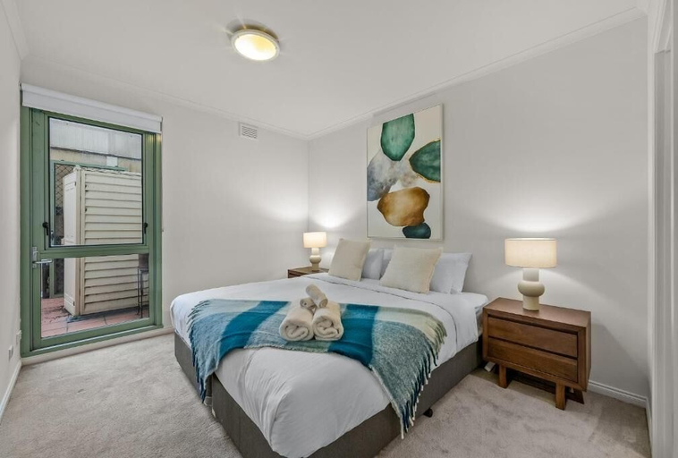 Room 3, Exclusive Stays - Southbank Towers, Melbourne