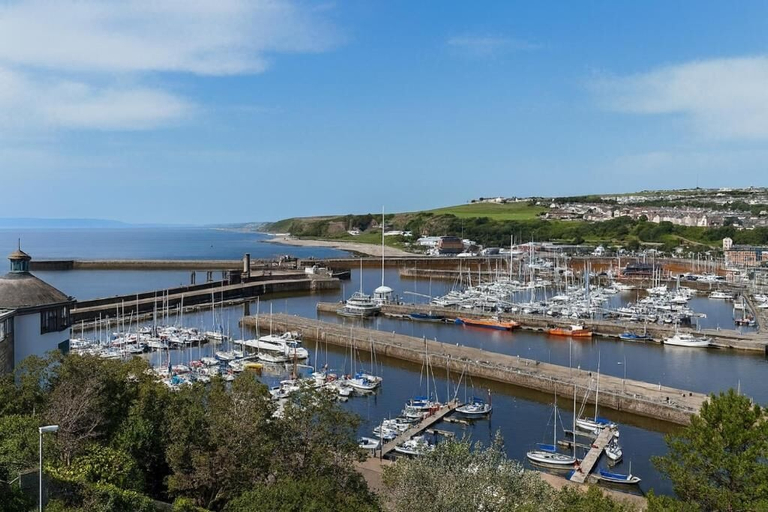 Marina 5, Coastal Haven - Steps From Beach, Cumbria