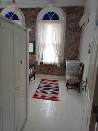 Interior 2, Lunarya kulelikonak, Ayvalık