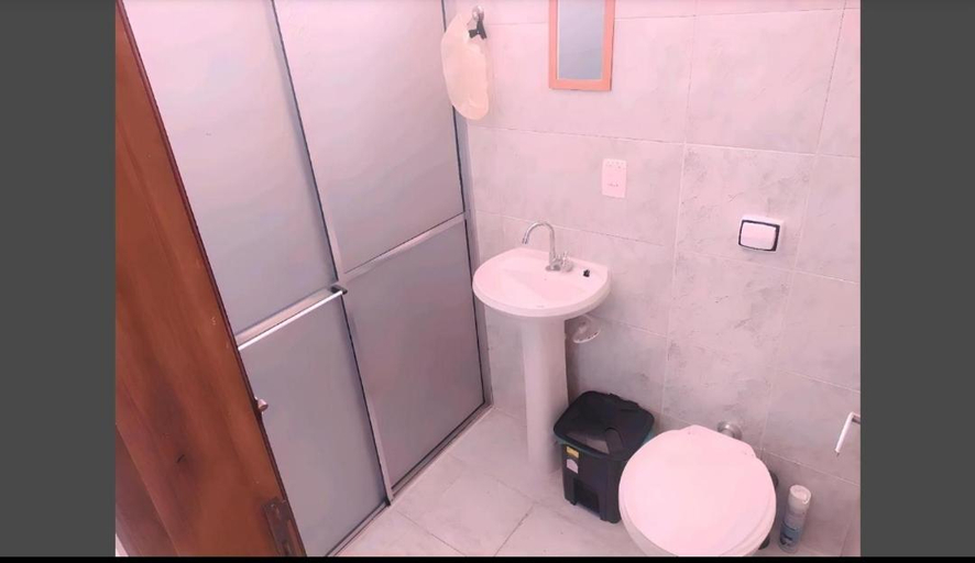 Bathroom 2, Conexao SP, São Paulo