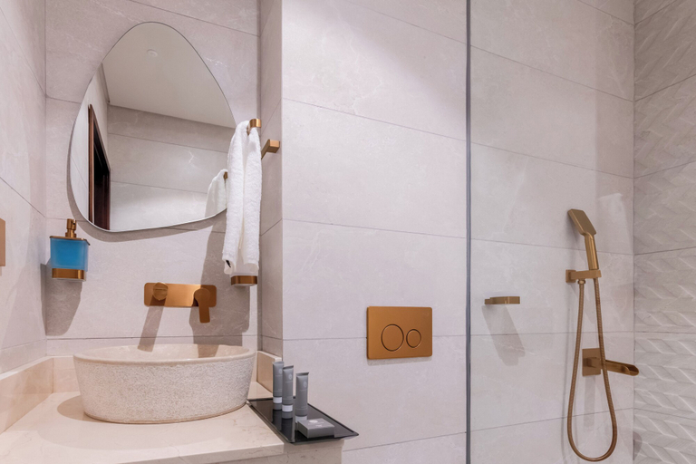 Bathroom 3, BON Hotel Crown Forest, Gomoa