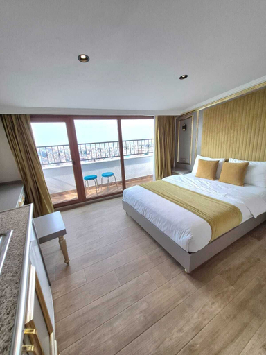 Bedroom 4, Taksim La Marino Hotel, Beyoğlu